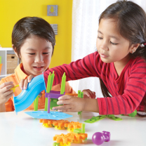 Playground: Engineering & Design Building Set