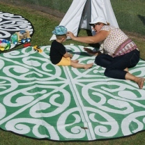 Korero Maori Design Mat - Green & White