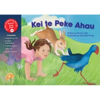 Kei te Peke Ahau Te Reo Singalong Book