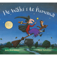 Room on the Broom - He Wahi i te Puruma Book